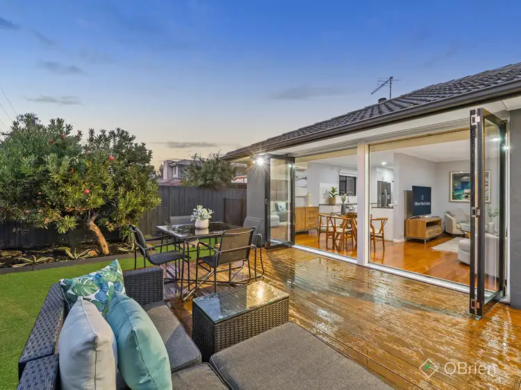 127 Rosslyn Avenue, Seaford VIC 3198