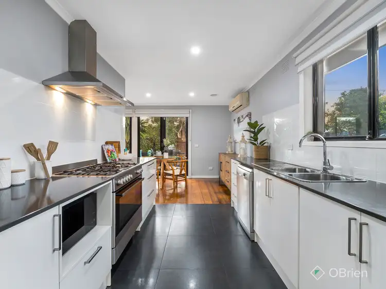 Second view of Homely house listing, 127 Rosslyn Avenue, Seaford VIC 3198