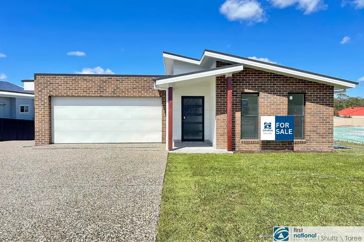 14 Grandis Parade, Taree NSW 2430