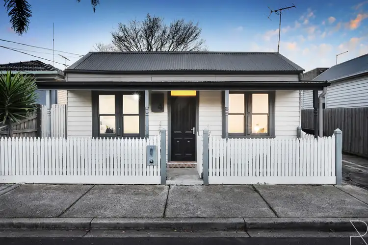 4 Bourke Street, Seddon VIC 3011