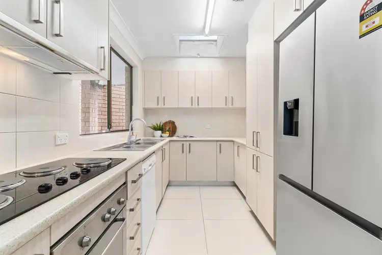 Fourth view of Homely villa listing, 1/20-22 Toronto Parade, Sutherland NSW 2232