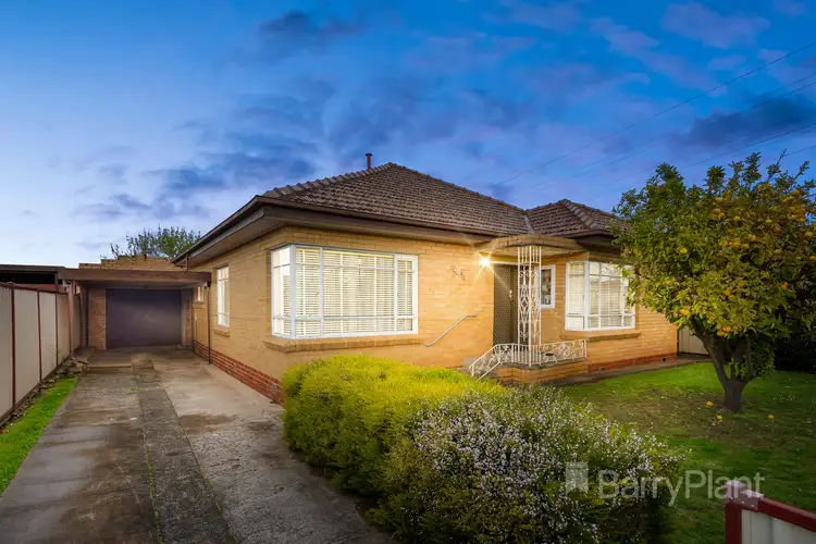 4 Beaver Street, St Albans VIC 3021