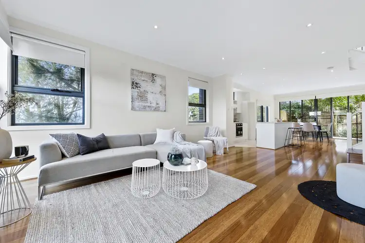 1/25 Clay Drive, Doncaster VIC 3108