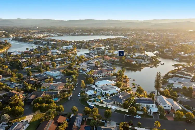 10 Forster Avenue, Sorrento QLD 4217