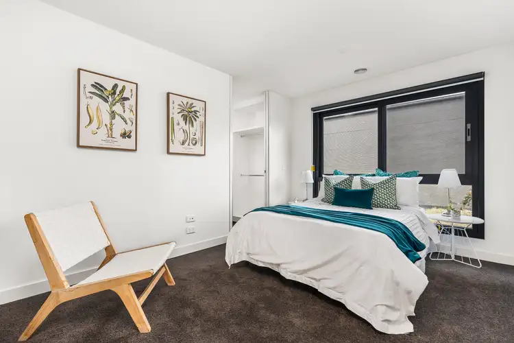 Sixth view of Homely house listing, 25 Freiberger Grove, Clyde North VIC 3978