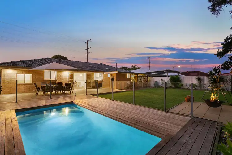 121 Mallawa Drive, Palm Beach QLD 4221