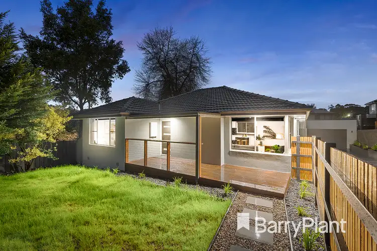 1/8 Holmes Road, Mooroolbark VIC 3138