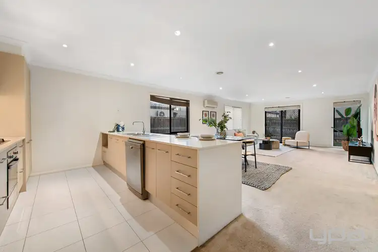 Fifth view of Homely house listing, 6 Cooma Place, Burnside Heights VIC 3023