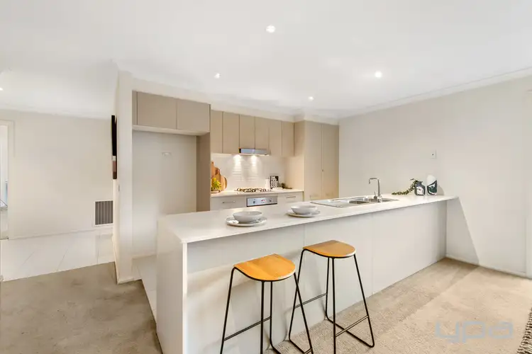 Sixth view of Homely house listing, 6 Cooma Place, Burnside Heights VIC 3023