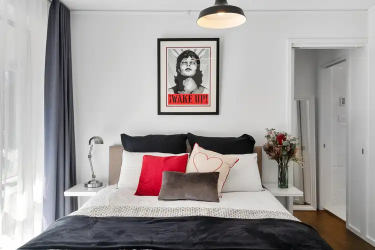 9 Pullen Street, Narrabundah ACT 2604
