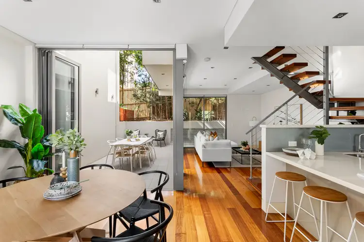 3/5 Brighton Street