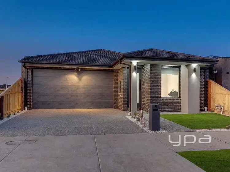 5 Paprika Parade, Mickleham VIC 3064