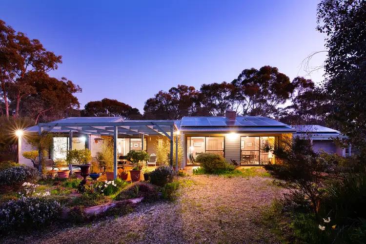49 Ridge Road, Junortoun VIC 3551