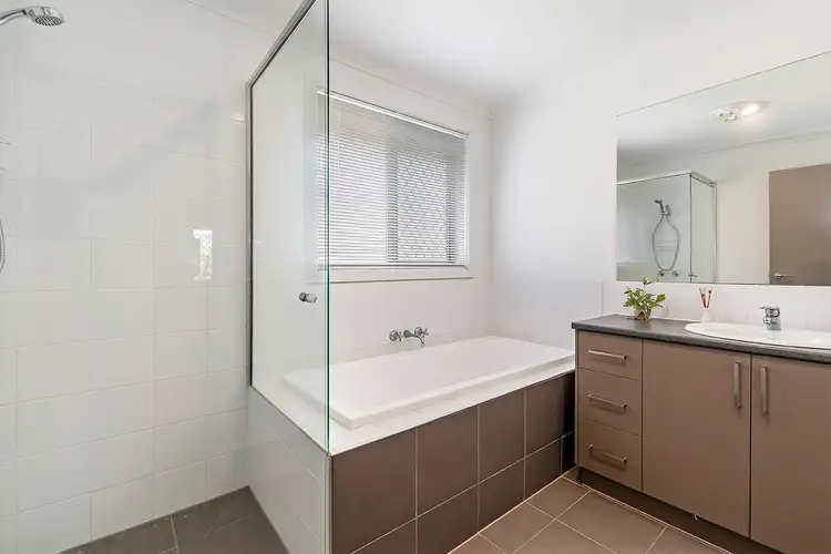 Sixth view of Homely house listing, 21 Bellara Court, Portland VIC 3305