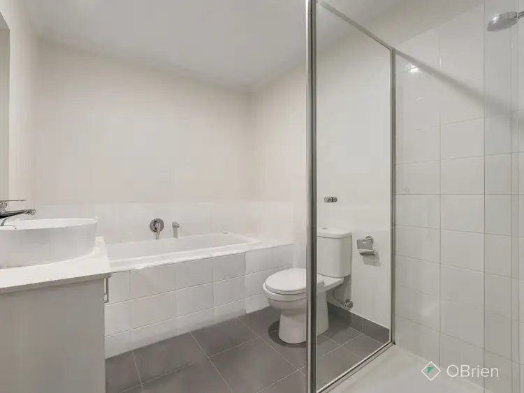 Sixth view of Homely house listing, 4 Botany Drive, Carrum Downs VIC 3201