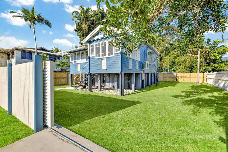 19 Law Street, Cairns North QLD 4870