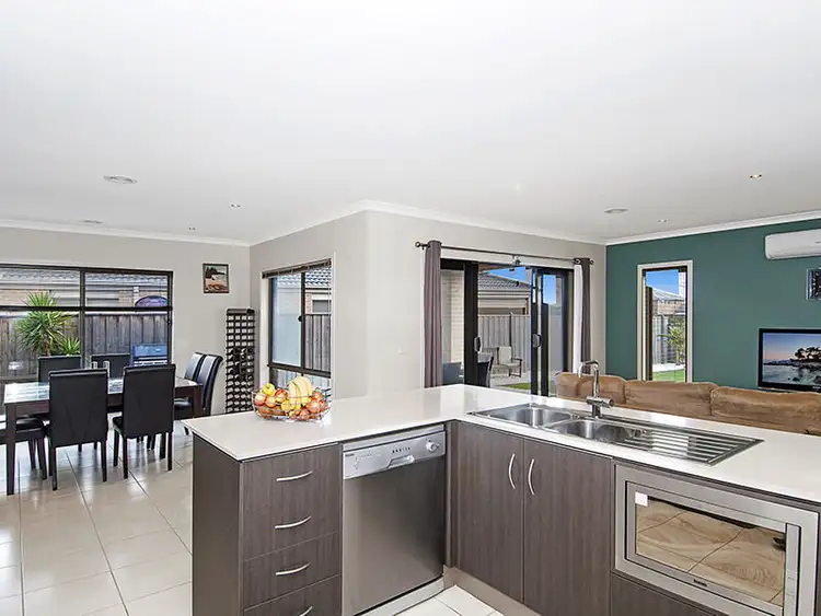 Second view of Homely house listing, 11 Merriwee Chase, Sandhurst VIC 3977