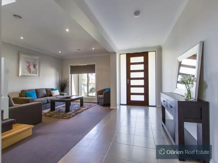 Second view of Homely house listing, 5 Ethereal Way, Sandhurst VIC 3977