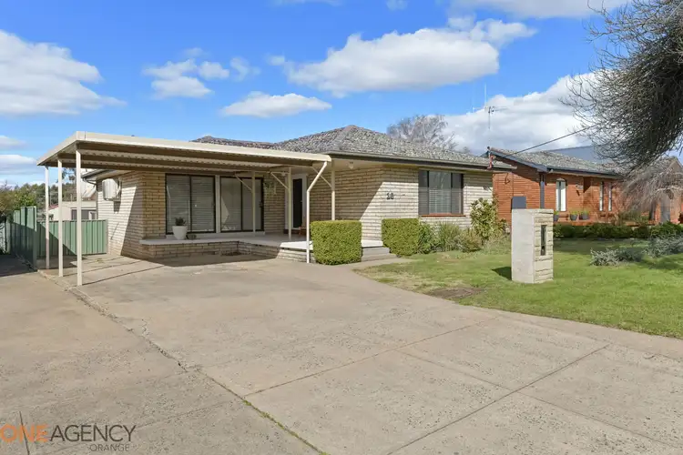 16 Breen Street, Orange NSW 2800