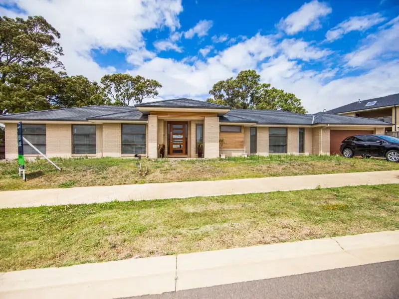 Main view of Homely house listing, 3 Clarence Court, Sandhurst VIC 3977
