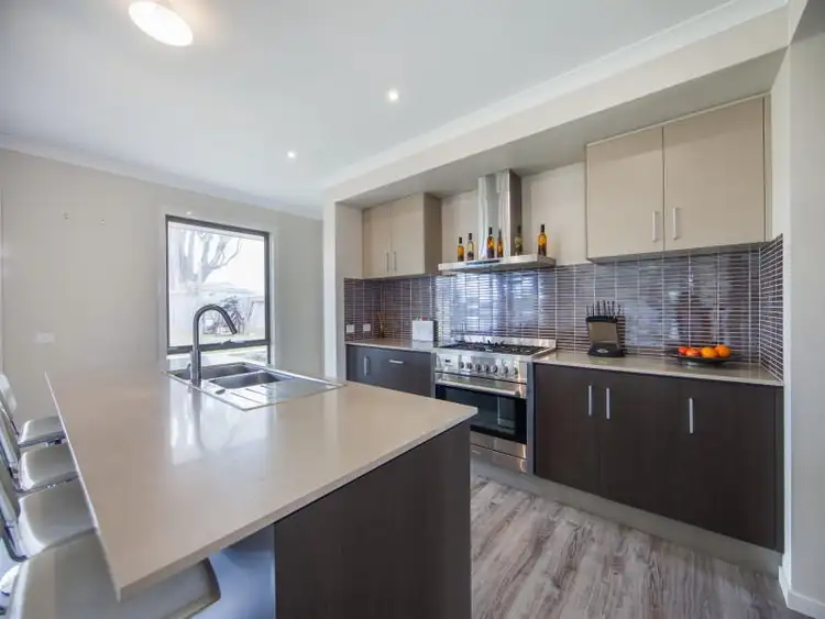 Second view of Homely house listing, 3 Clarence Court, Sandhurst VIC 3977