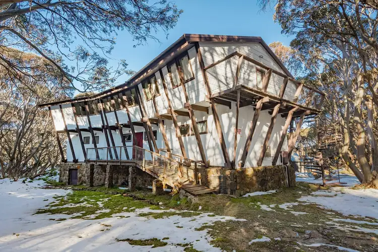 IHP Lodge/2 Dargo Court, Mount Hotham VIC 3741