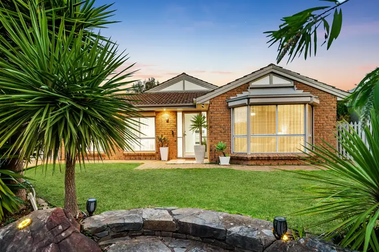 18 Chifley Crescent, Trott Park SA 5158