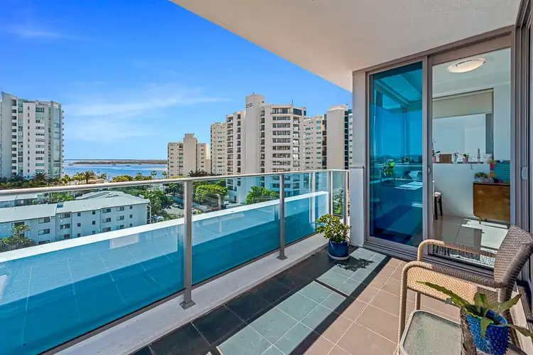 709/20 Labrador Street