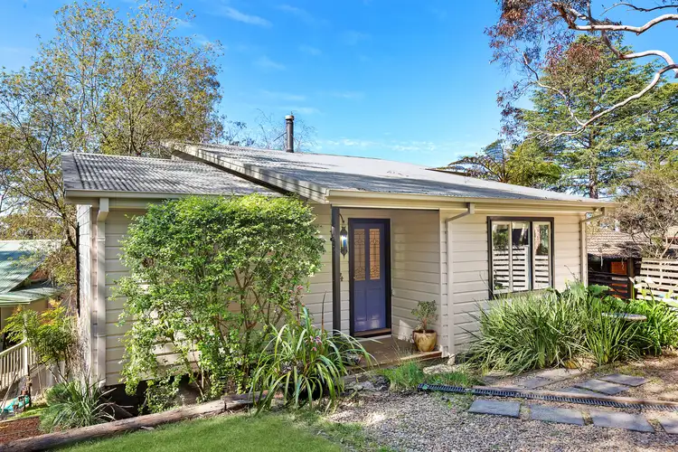 4 George Street, Hazelbrook NSW 2779