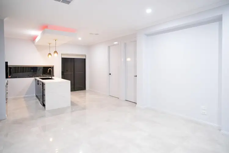Fifth view of Homely house listing, 6 Daphne Way, Rockbank VIC 3335
