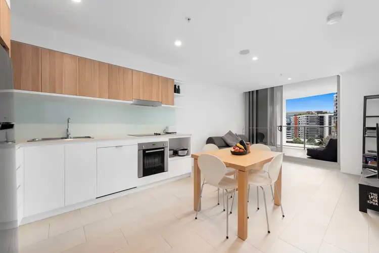 1104/42 Wyandra Street