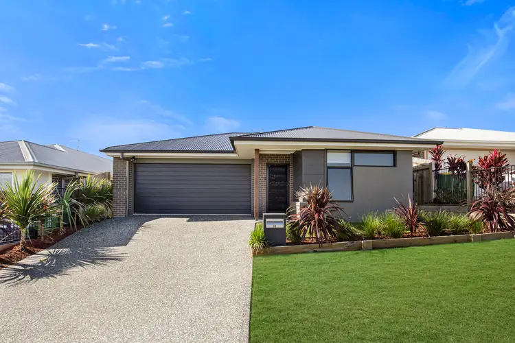 12 Glendevon Street, Thornlands QLD 4164