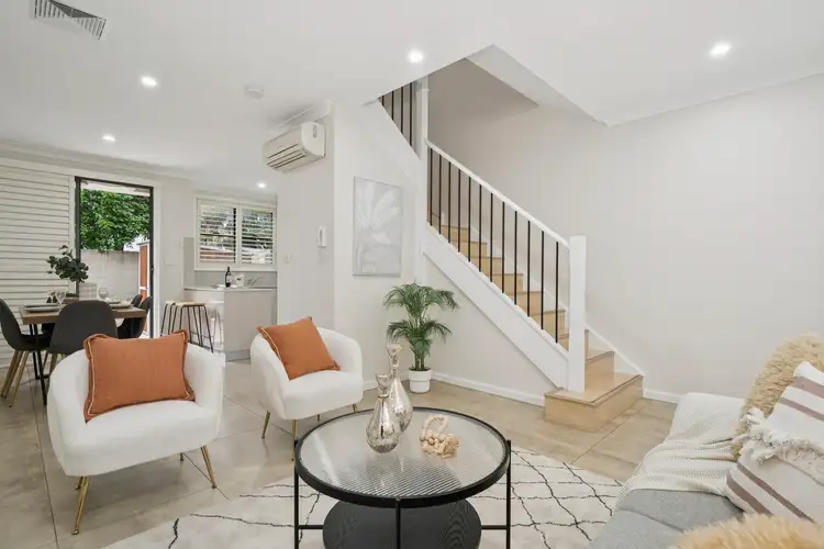 15/17 Haldane Street