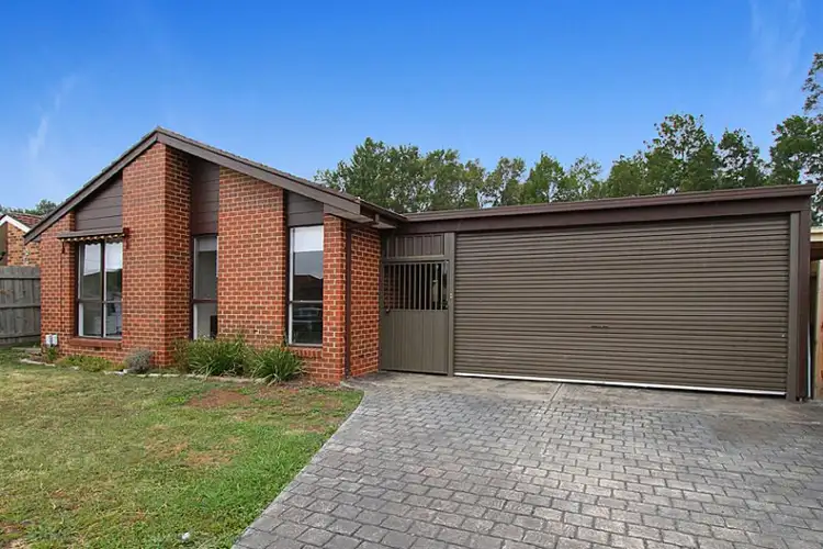 21 Grevillia Drive, Mill Park VIC 3082