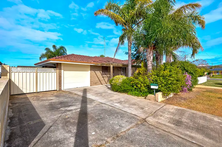 Second view of Homely house listing, 30 Payton Way, Usher WA 6230