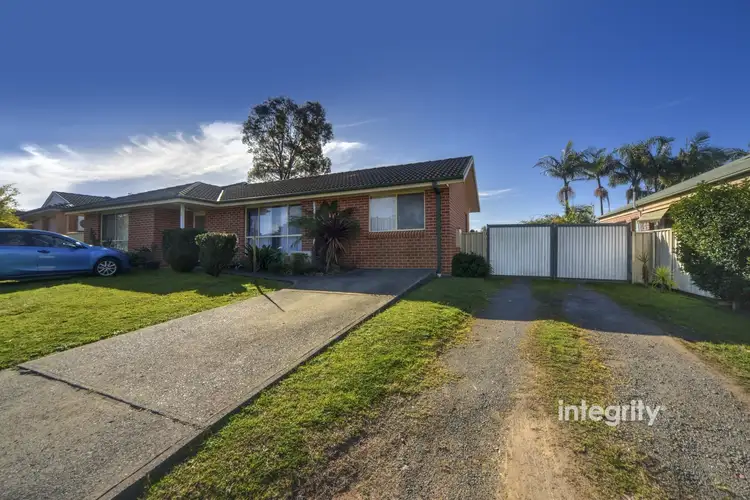 7 Socrates Place, Worrigee NSW 2540