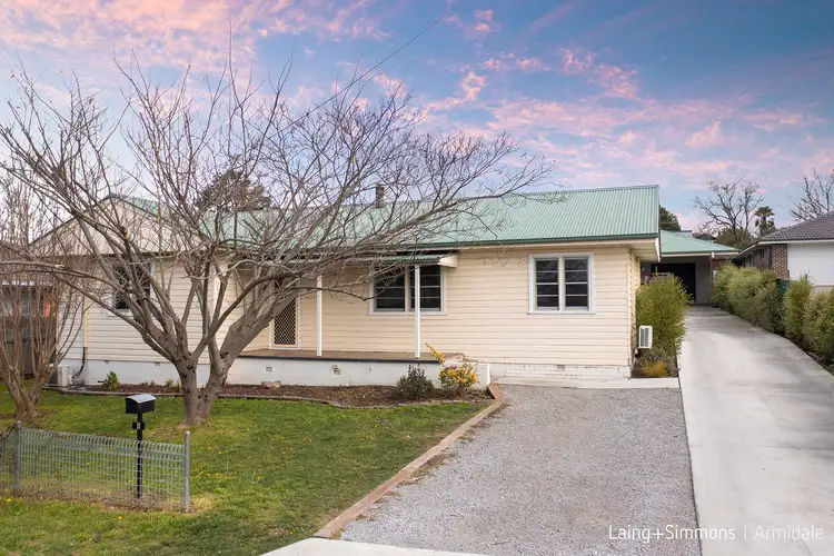 8 Dawson Avenue