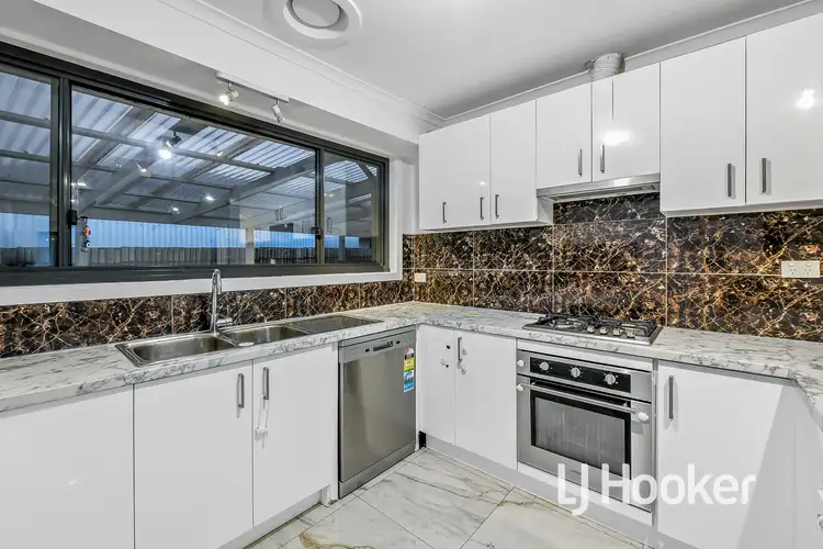 Fourth view of Homely house listing, 3 Pinjarra Court, Narre Warren VIC 3805