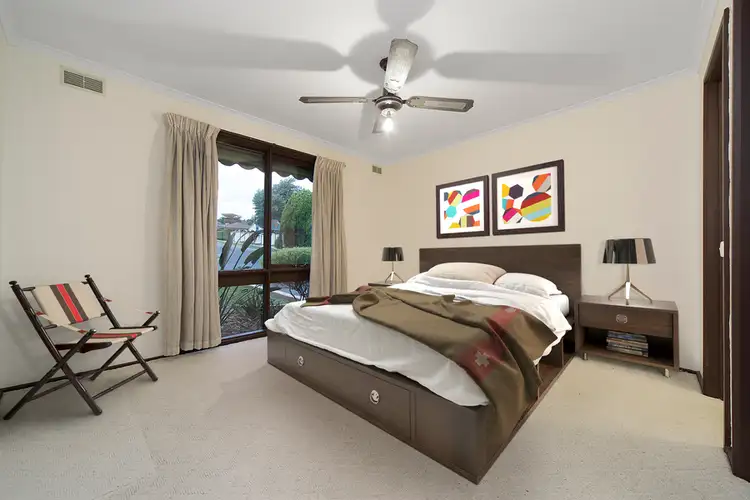 Sixth view of Homely house listing, 11 Isaac Smith Crescent, Endeavour Hills VIC 3802