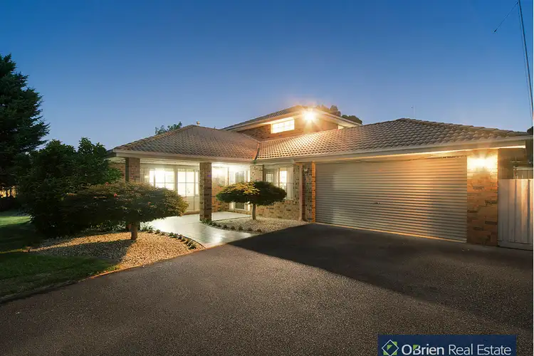 23-24 Eden Grove, Narre Warren South VIC 3805