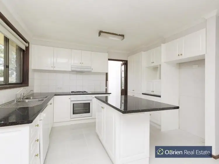 Fourth view of Homely house listing, 9 Spinosa Close, Endeavour Hills VIC 3802