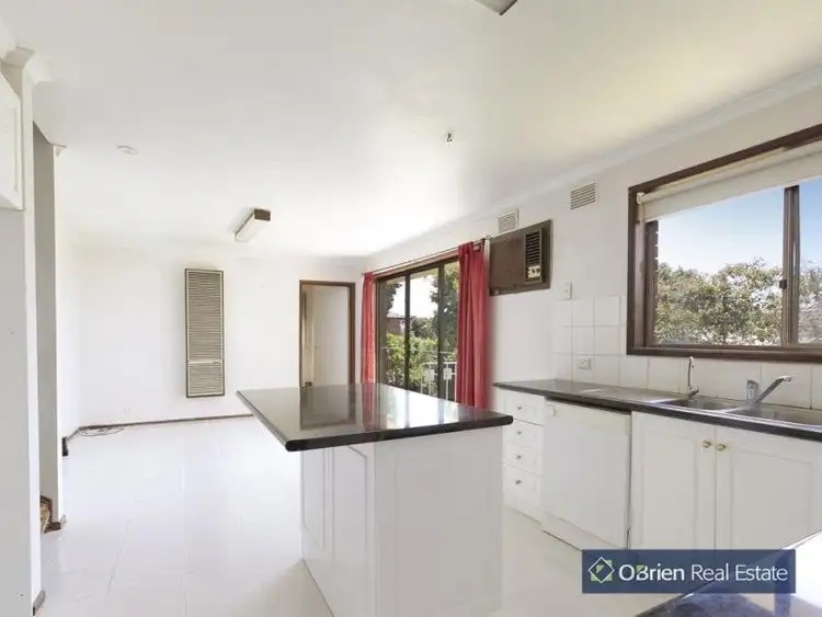 Sixth view of Homely house listing, 9 Spinosa Close, Endeavour Hills VIC 3802