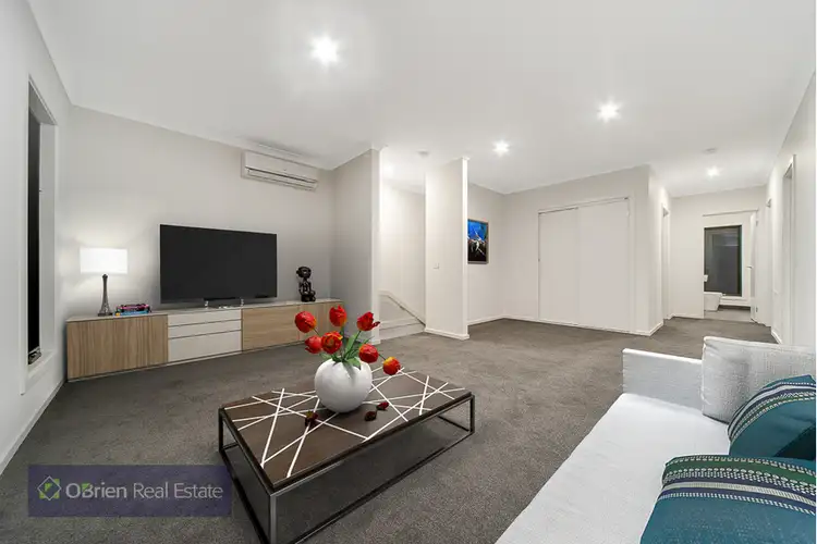 Fifth view of Homely house listing, 1 Hackberry Place, Berwick VIC 3806