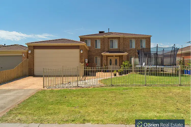 16 Pendle Close, Narre Warren South VIC 3805