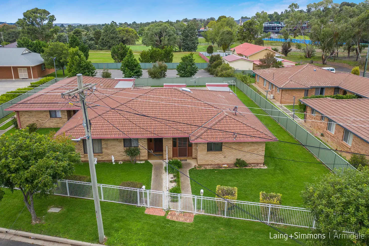 Main view of Homely unit listing, 1/18 Barry Street, Armidale NSW 2350