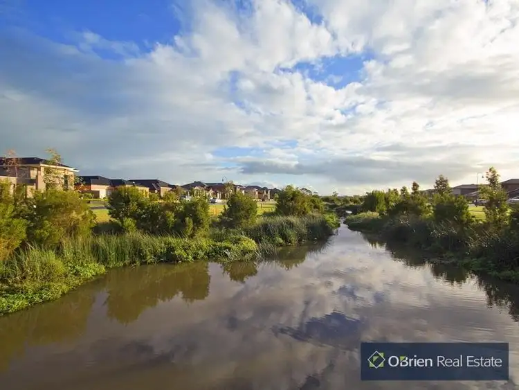 L28 Gossamer Way, Narre Warren South VIC 3805