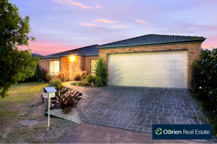 5 Taunton Court, Narre Warren South VIC 3805