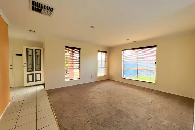 Second view of Homely house listing, 2 Avenham Court, Hillside VIC 3037