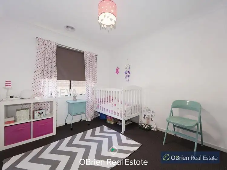 Fifth view of Homely house listing, 8 Dusky Bells Drive, Cranbourne West VIC 3977