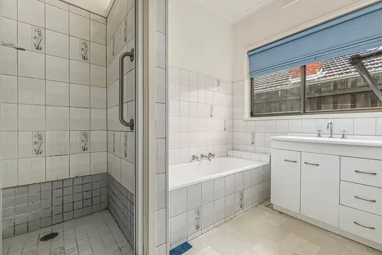 Sixth view of Homely house listing, 32 Roland Avenue, Strathmore VIC 3041